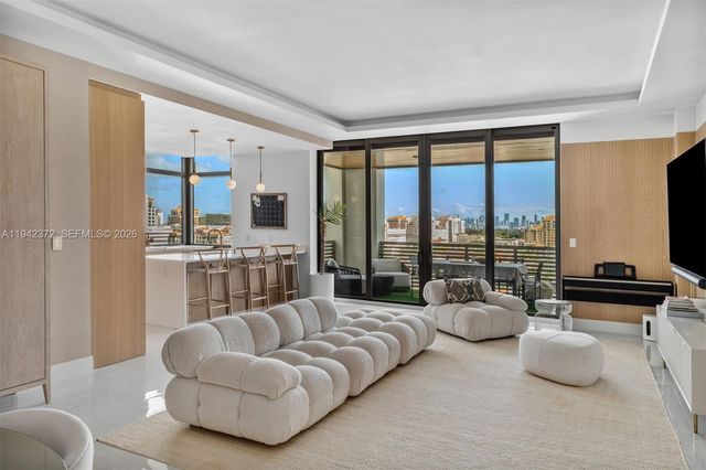 515 Valencia Ave 1103, Coral Gables, FL 33134