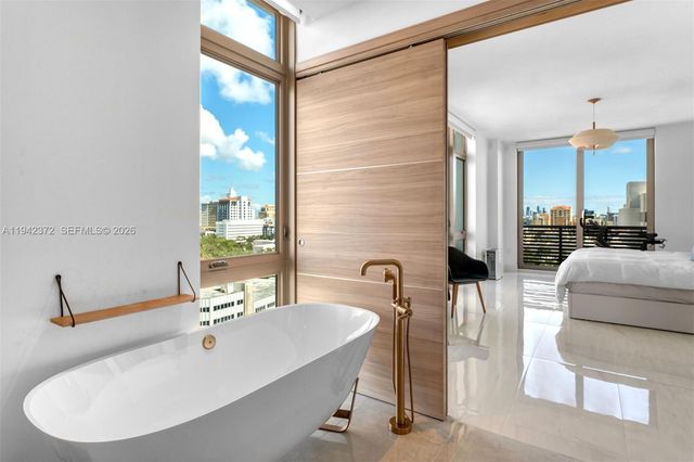 515 Valencia Ave 1103, Coral Gables, FL 33134