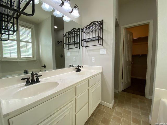 1777 Jacobs, New Braunfels, TX 78130