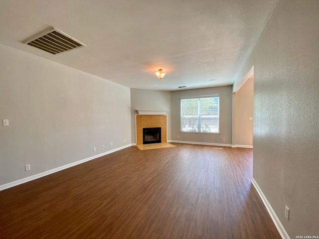 1777 Jacobs, New Braunfels, TX 78130