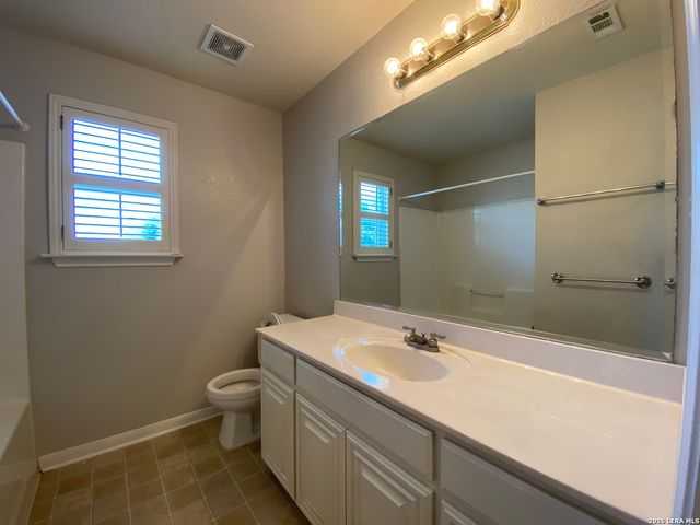 1777 Jacobs, New Braunfels, TX 78130