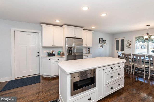 1201 SKIMMER CT, Forked River, NJ 08731