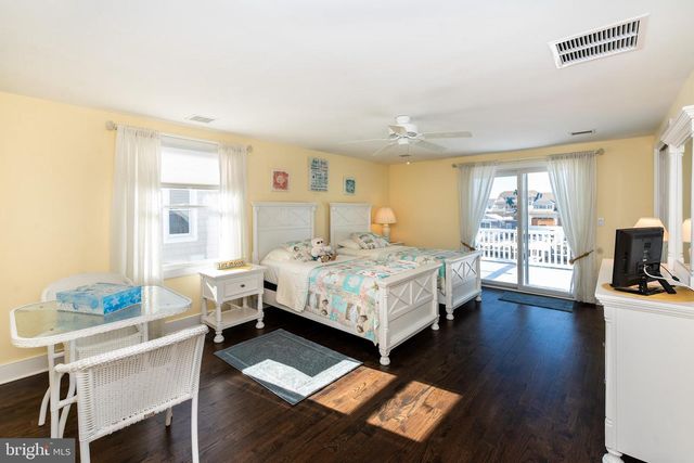 1201 SKIMMER CT, Forked River, NJ 08731