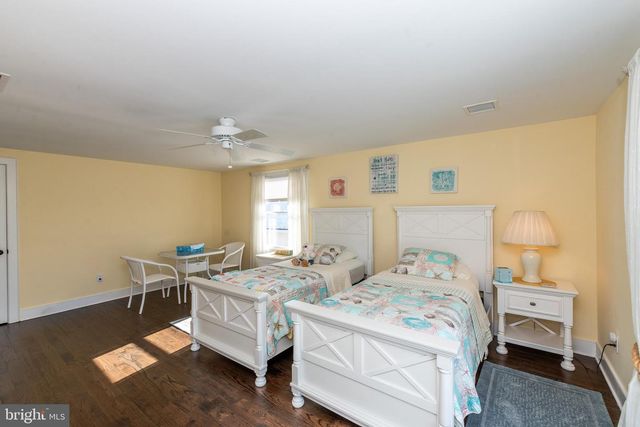 1201 SKIMMER CT, Forked River, NJ 08731