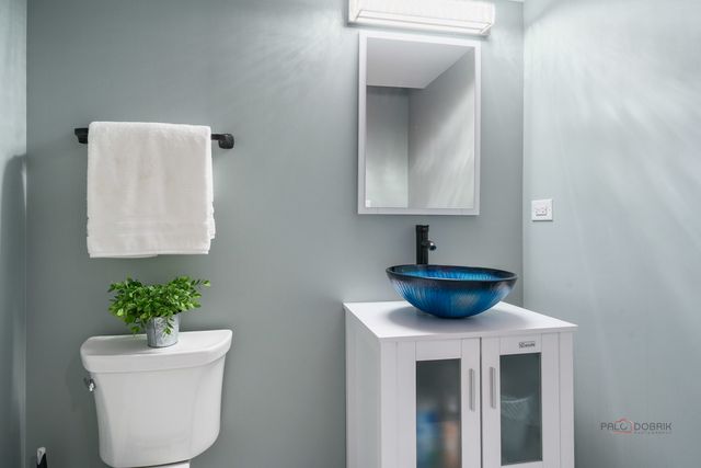 1360 Conrad Lane, Lake Zurich, IL 60047