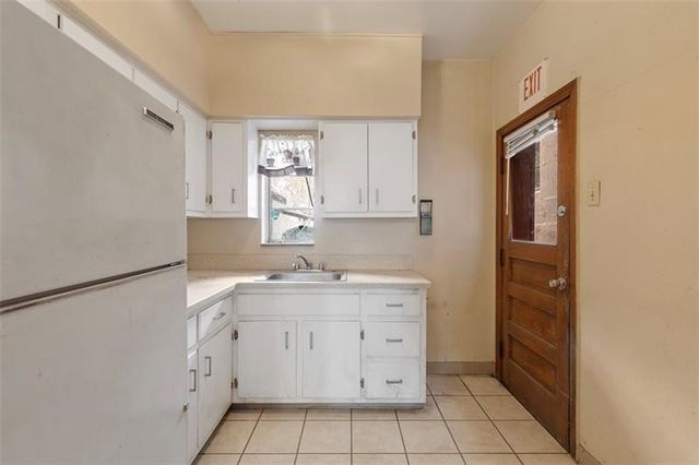 514 Cavitt Ave, Trafford, PA 15085