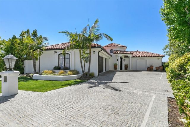 12 Geneve, Newport Beach, CA 92660