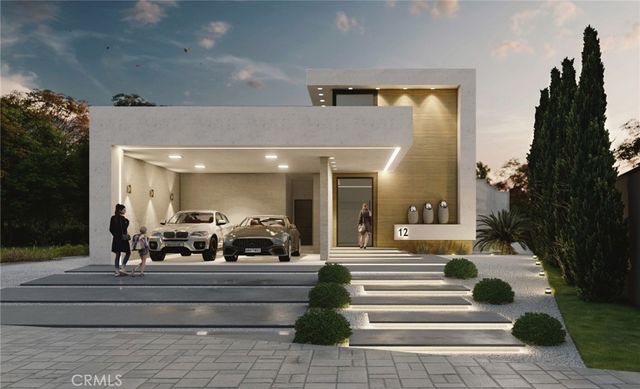 12 Geneve, Newport Beach, CA 92660