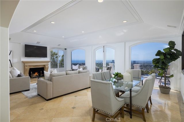12 Geneve, Newport Beach, CA 92660