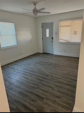 138 Elkan Avenue, Ferguson, MO 63135