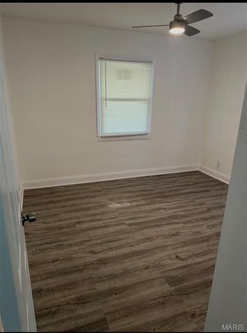 138 Elkan Avenue, Ferguson, MO 63135