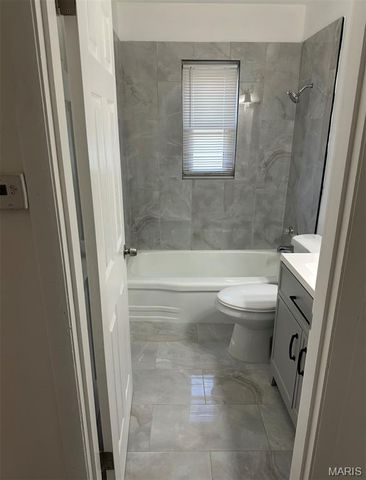 138 Elkan Avenue, Ferguson, MO 63135