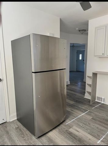 138 Elkan Avenue, Ferguson, MO 63135