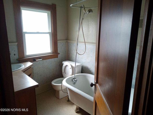 1525 Kelsey Avenue, Toledo, OH 43605