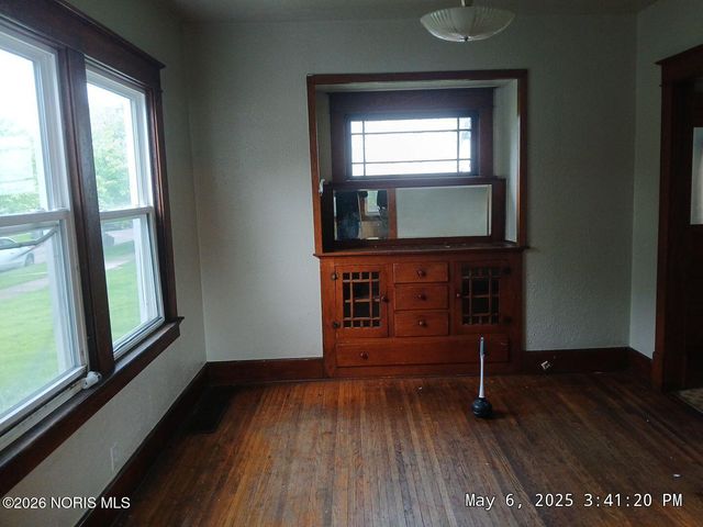 1525 Kelsey Avenue, Toledo, OH 43605