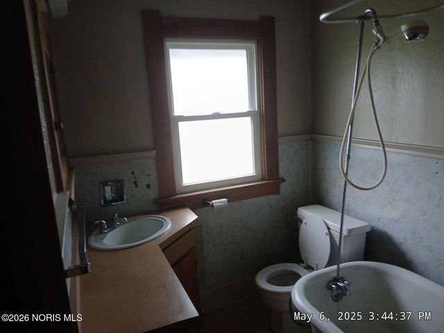 1525 Kelsey Avenue, Toledo, OH 43605