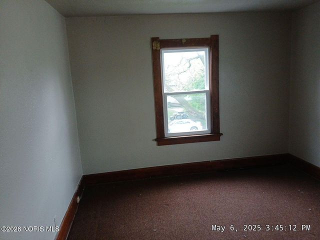 1525 Kelsey Avenue, Toledo, OH 43605