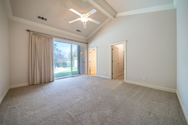 1865 Dellwood Drive, Redding, CA 96003