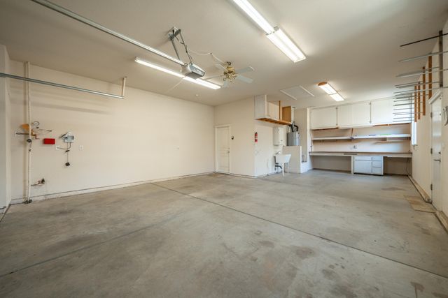 1865 Dellwood Drive, Redding, CA 96003