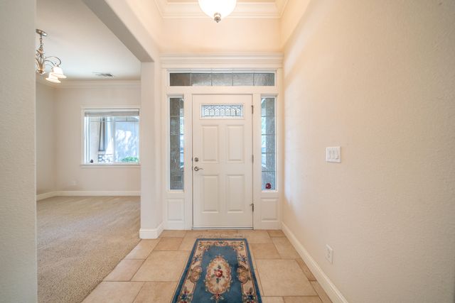 1865 Dellwood Drive, Redding, CA 96003