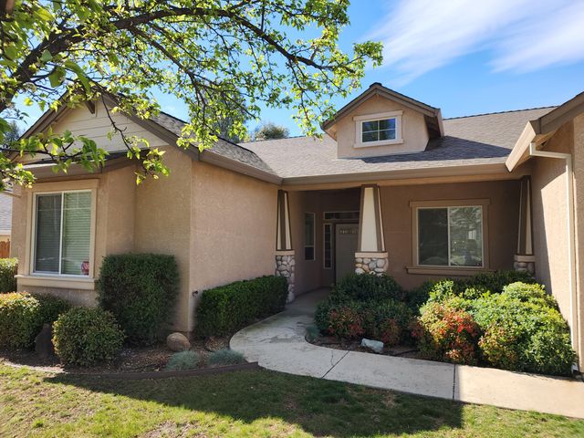 1865 Dellwood Drive, Redding, CA 96003