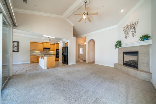 1865 Dellwood Drive, Redding, CA 96003