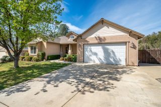 1865 Dellwood Drive, Redding, CA 96003