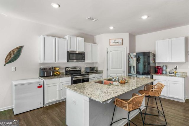 499 Walnut Grove Way, Pendergrass, GA 30567
