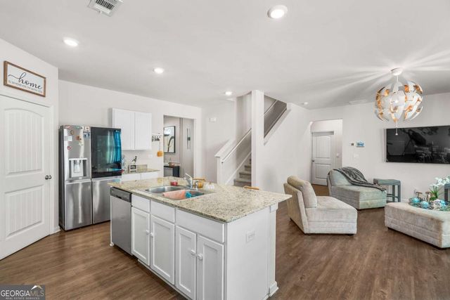 499 Walnut Grove Way, Pendergrass, GA 30567