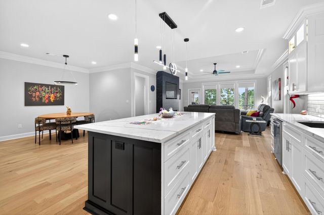 6 El Ejido Lane, Hot Springs Village, AR 71909