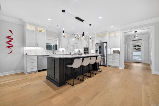 6 El Ejido Lane, Hot Springs Village, AR 71909