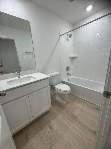 31123 Warwick Coast Court, Fulshear, TX 77441