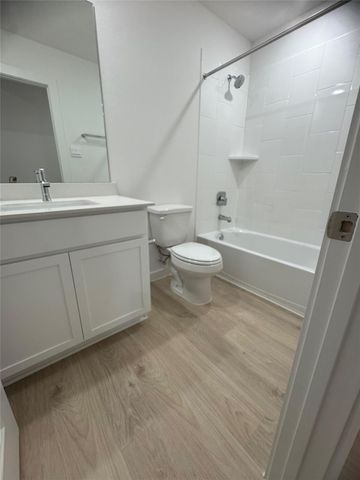 31123 Warwick Coast Court, Fulshear, TX 77441