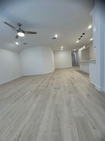 31123 Warwick Coast Court, Fulshear, TX 77441