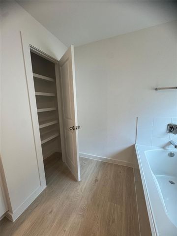 31123 Warwick Coast Court, Fulshear, TX 77441