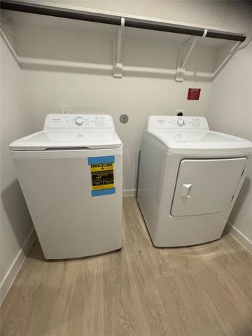 31123 Warwick Coast Court, Fulshear, TX 77441