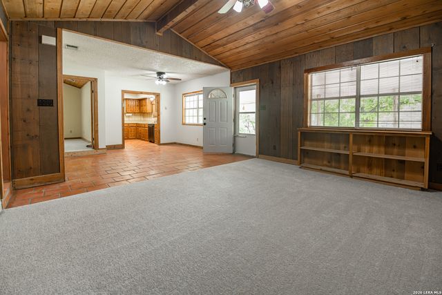 535 Camino Real Rd, Kerrville, TX 78028