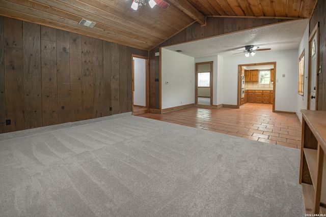 535 Camino Real Rd, Kerrville, TX 78028