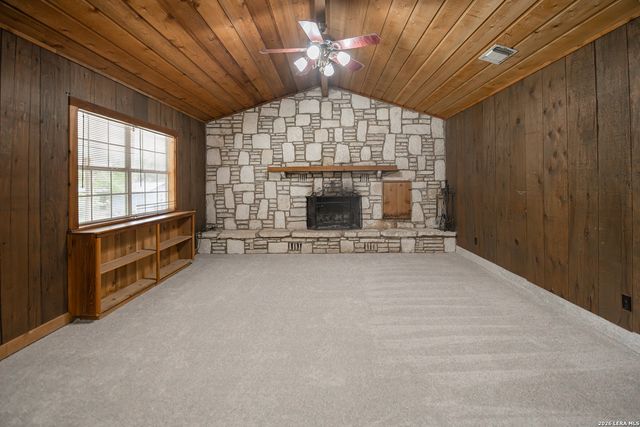 535 Camino Real Rd, Kerrville, TX 78028