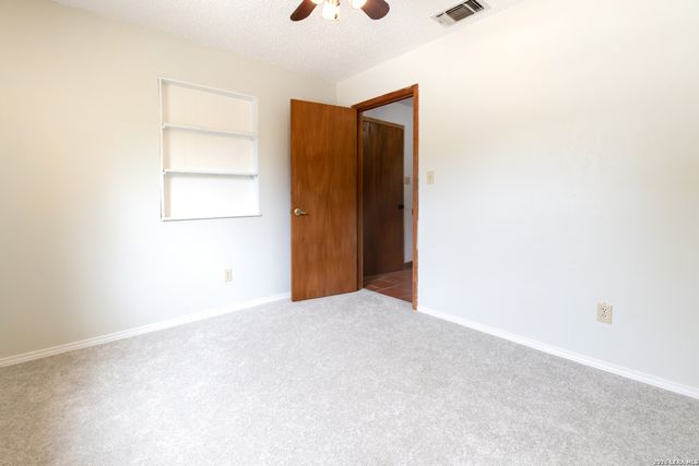 535 Camino Real Rd, Kerrville, TX 78028