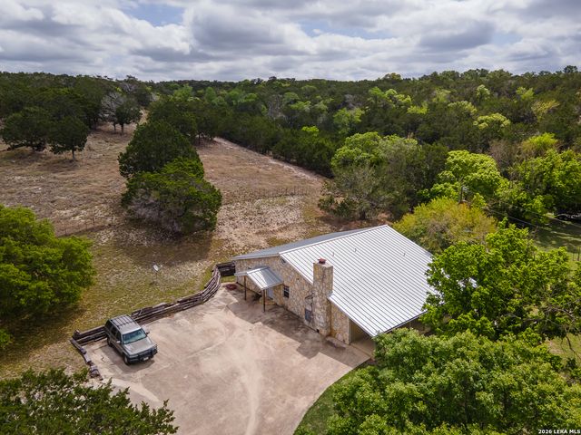 535 Camino Real Rd, Kerrville, TX 78028