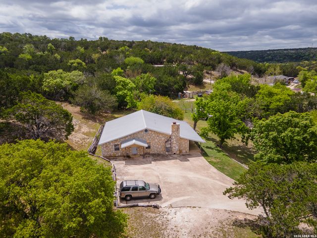 535 Camino Real Rd, Kerrville, TX 78028