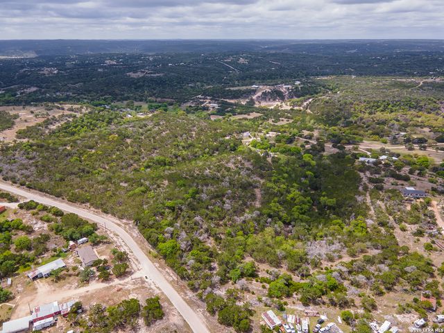 535 Camino Real Rd, Kerrville, TX 78028