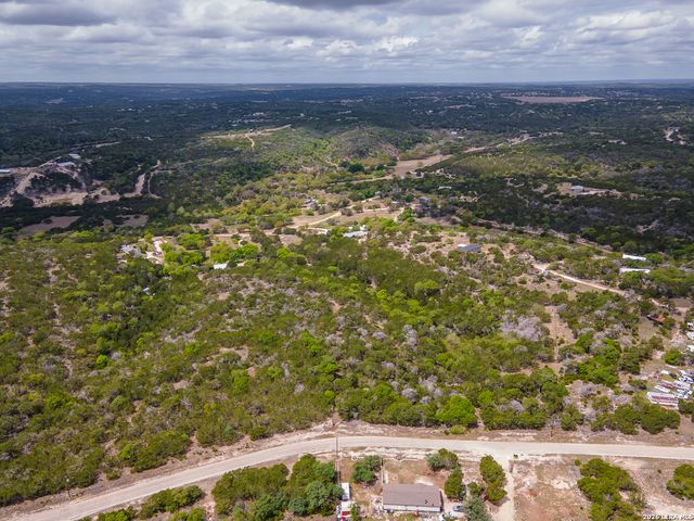 535 Camino Real Rd, Kerrville, TX 78028