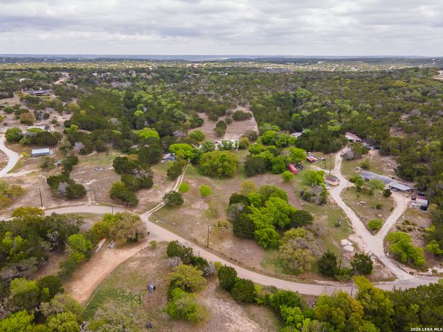 535 Camino Real Rd, Kerrville, TX 78028