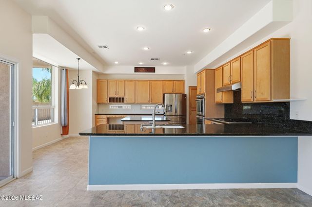 13154 N Booming Drive, Oro Valley, AZ 85755