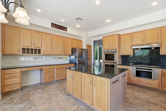 13154 N Booming Drive, Oro Valley, AZ 85755