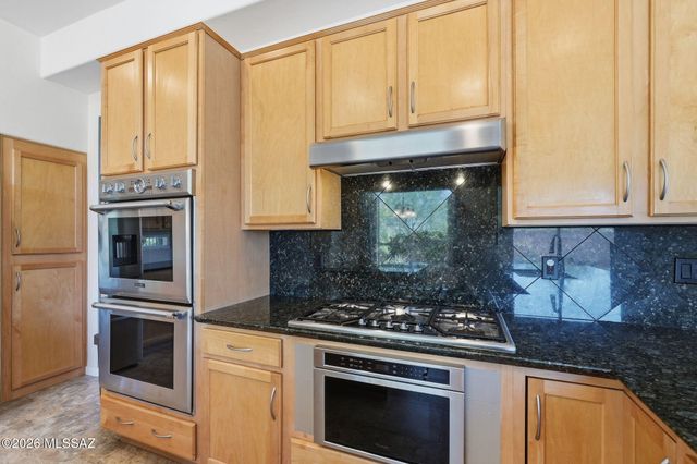 13154 N Booming Drive, Oro Valley, AZ 85755
