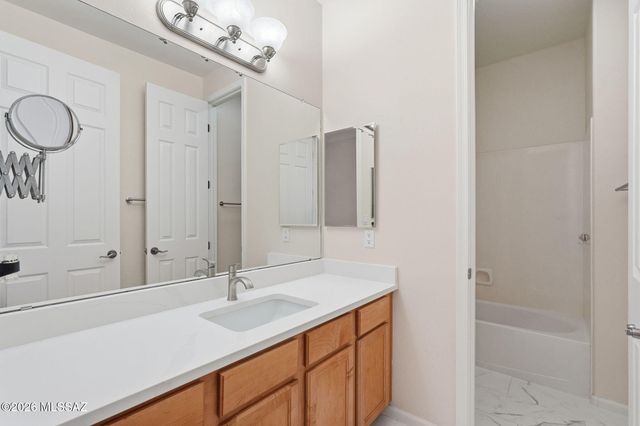 13154 N Booming Drive, Oro Valley, AZ 85755