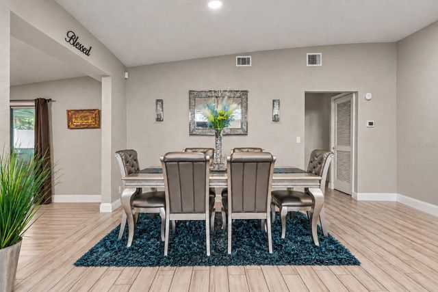 218 PARK RIDGE AVENUE, Temple Terrace, FL 33617